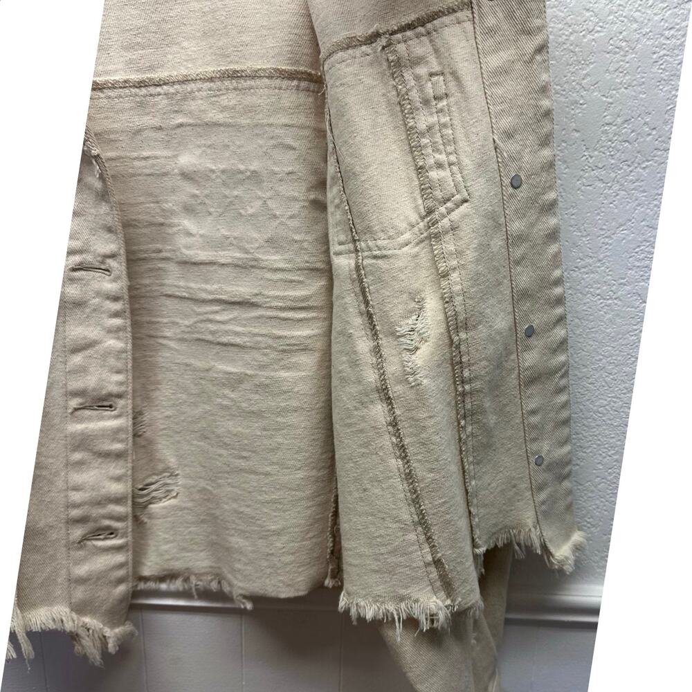 POL, Women’s Long Sleeve Sz M Long Sleeve Jacket With American Flag On The Back - Picture 8 of 15